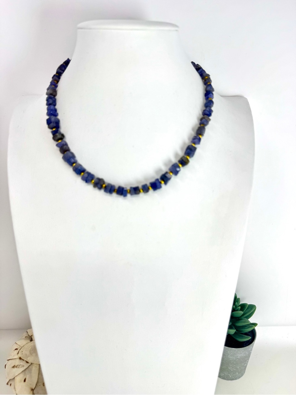 Beautiful Raw Blue Sodalite Nugget Bead Strand Necklace – Excellent Condition